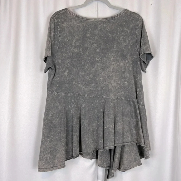 Anthropologie Eri + Ali V-Neck Short Sleeve Top Size M - Picture 2 of 7